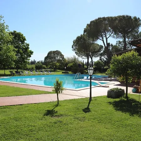 Podere San Paolo Bed & Breakfast