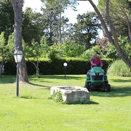 Podere San Paolo Bed & Breakfast *